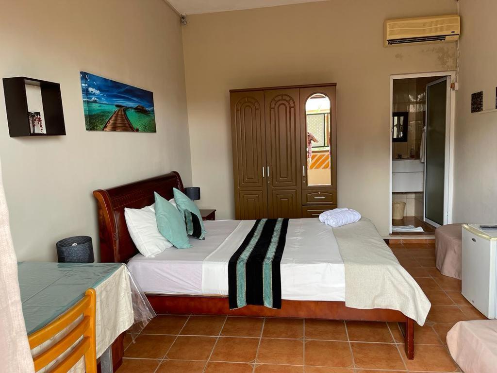 Flic-en-Flacq L'Oiseau De L'Ocean Tourist Residence חדר תמונה